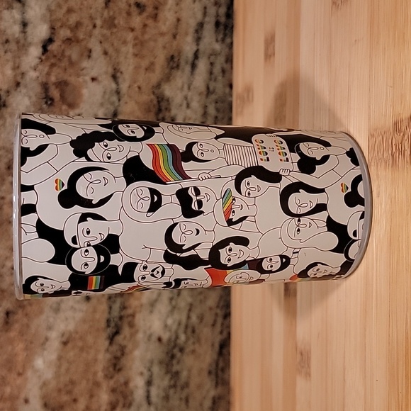 LOVE is LOVE Gay Pride LGBTQ drinking glass - Picture 2 of 4